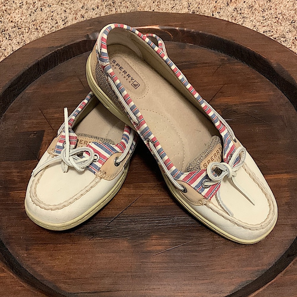 Sperry Top-Sider size 9 Boat shoes